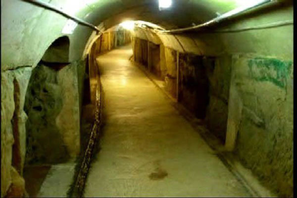 Uno dei molti tunnel sotterranei