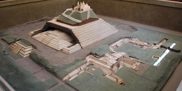 Modello della Grande Piramide di Cholula
