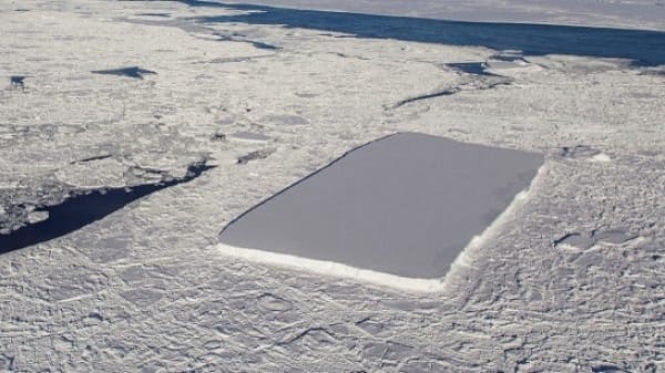 blocco di ghiaccio antartide