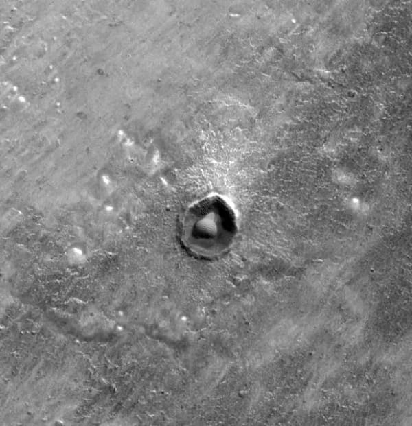 luna cratere oggetto a cupola 2