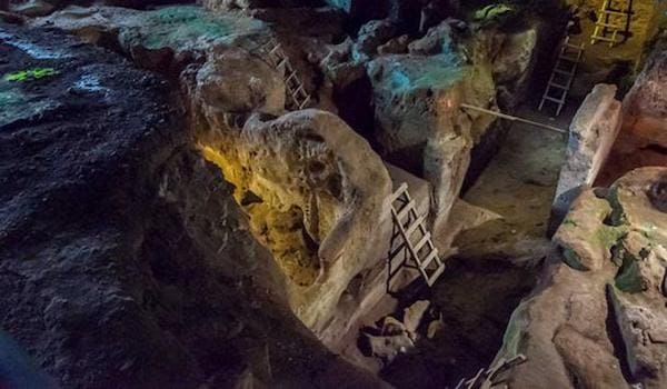 scavi grotta di-Theopetra