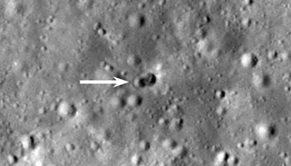 doppio cratere sulla luna